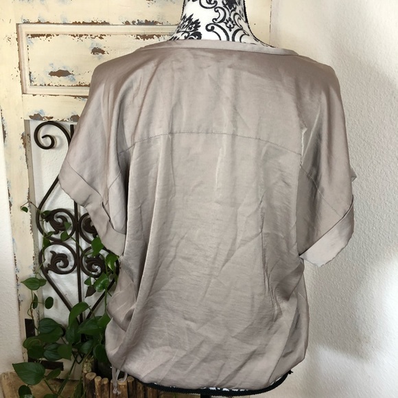 BCBG maxazria tan shimmer tie bottom blouse - Picture 4 of 6